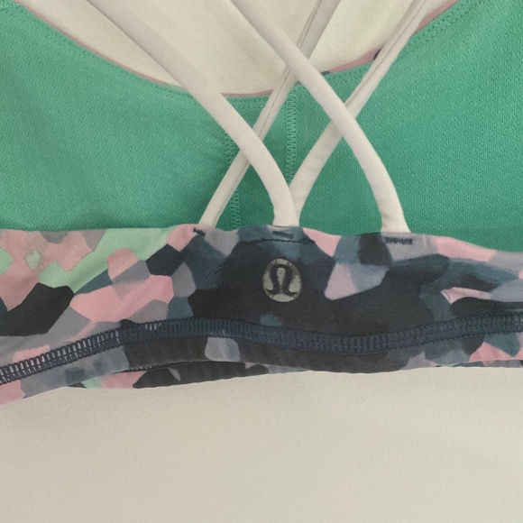Lululemon Free To Be Sports Bra Size 4 in Multi Color Pink Blue *Luxtreme* - Picture 3 of 6